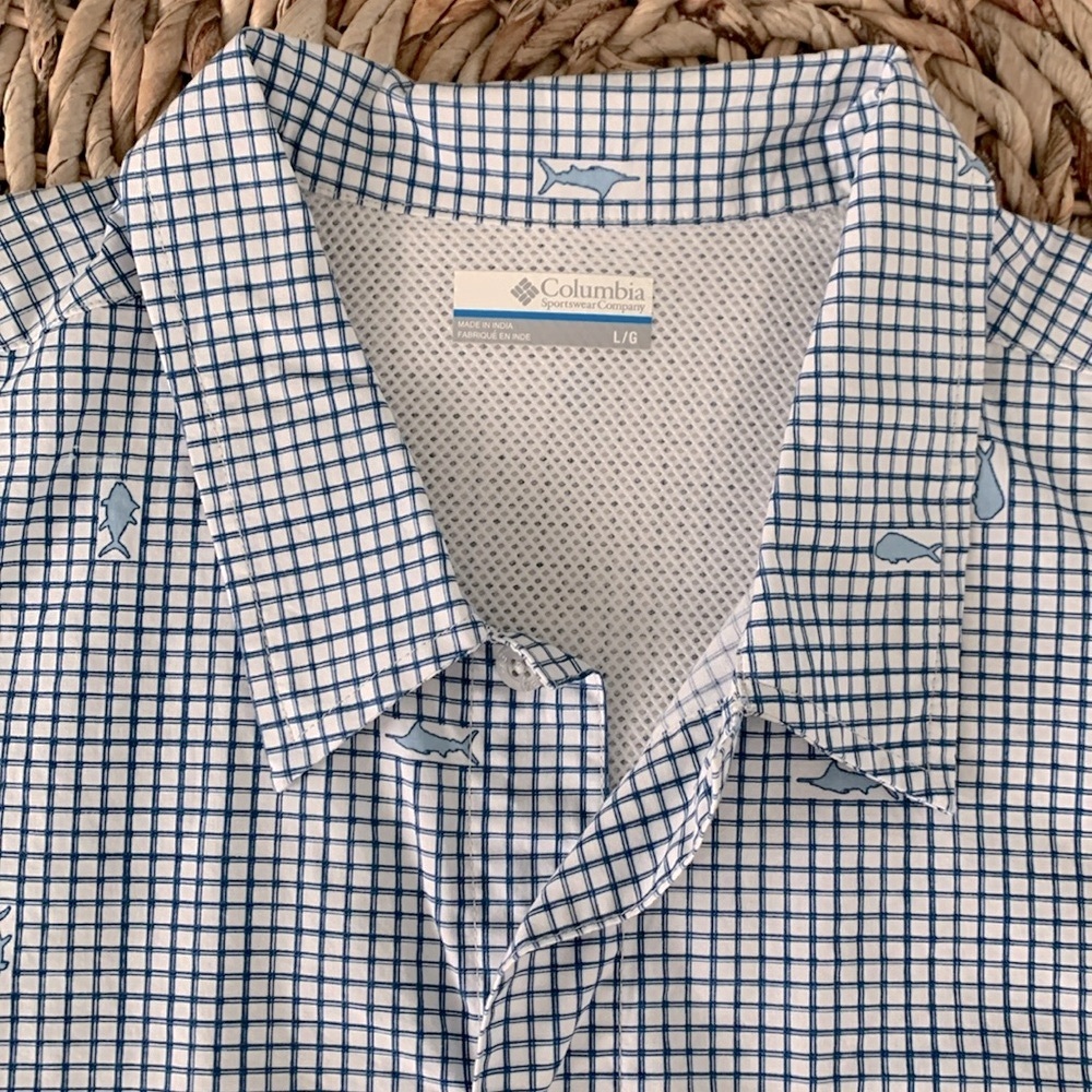 Columbia PFG Shark Print Fishing Shirt